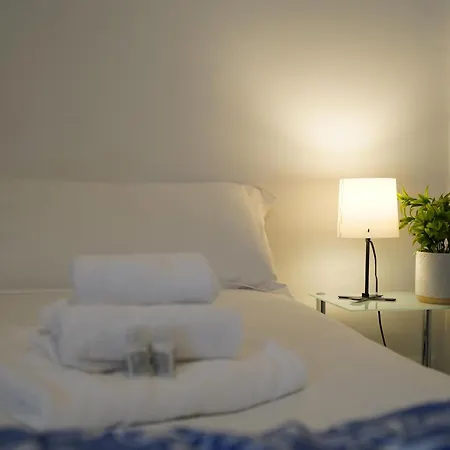 Abate Gimma 10 Minutes From St Nicholas Cathedral * Bari